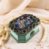 Vintage retro keepsake box, handmade with decoupage technique, Ρετρό βίντατζ κουτί αποθήκευσης, χειροποίητο ντεκουπάζ