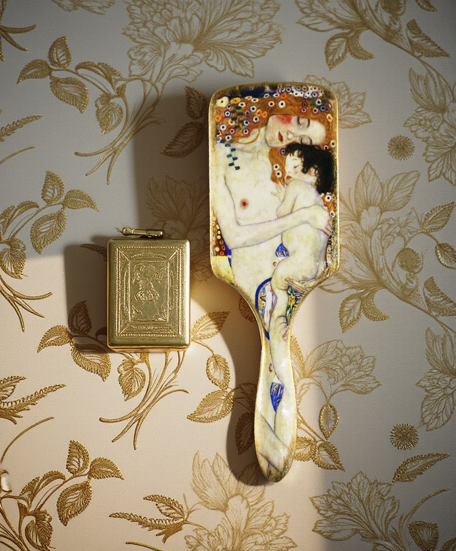 klimt – mother 3 Personalized bamboo hairbrush, eco, προσωποιημένη χειροποίητη βούρτσα μπαμπού