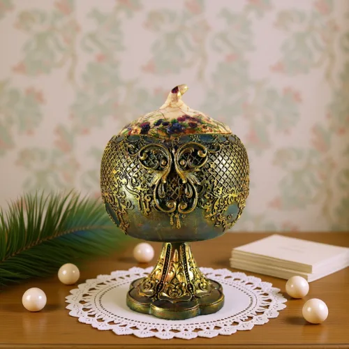 Ceramic Container: Berries and Gold Details Design, Handmade