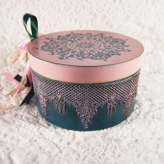 Vintage retro keepsake box, handmade with decoupage technique, Ρετρό βίντατζ κουτί αποθήκευσης, χειροποίητο ντεκουπάζ