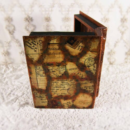 Vintage retro keepsake box, handmade with decoupage technique, Ρετρό βίντατζ κουτί αποθήκευσης, χειροποίητο ντεκουπάζ
