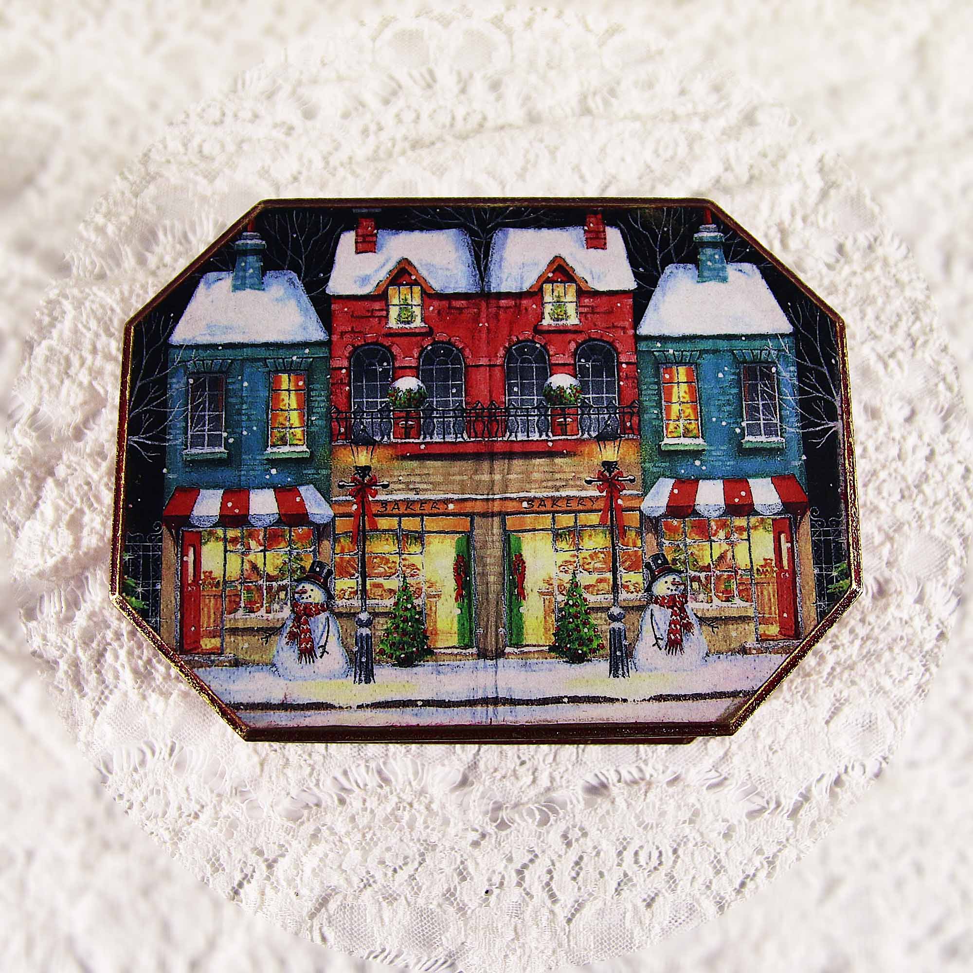 IMG_0476 Vintage retro keepsake box, handmade with decoupage technique, Ρετρό βίντατζ κουτί αποθήκευσης, χειροποίητο ντεκουπάζ