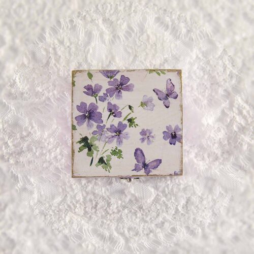 Vintage retro keepsake box, handmade with decoupage technique, Ρετρό βίντατζ κουτί αποθήκευσης, χειροποίητο ντεκουπάζ