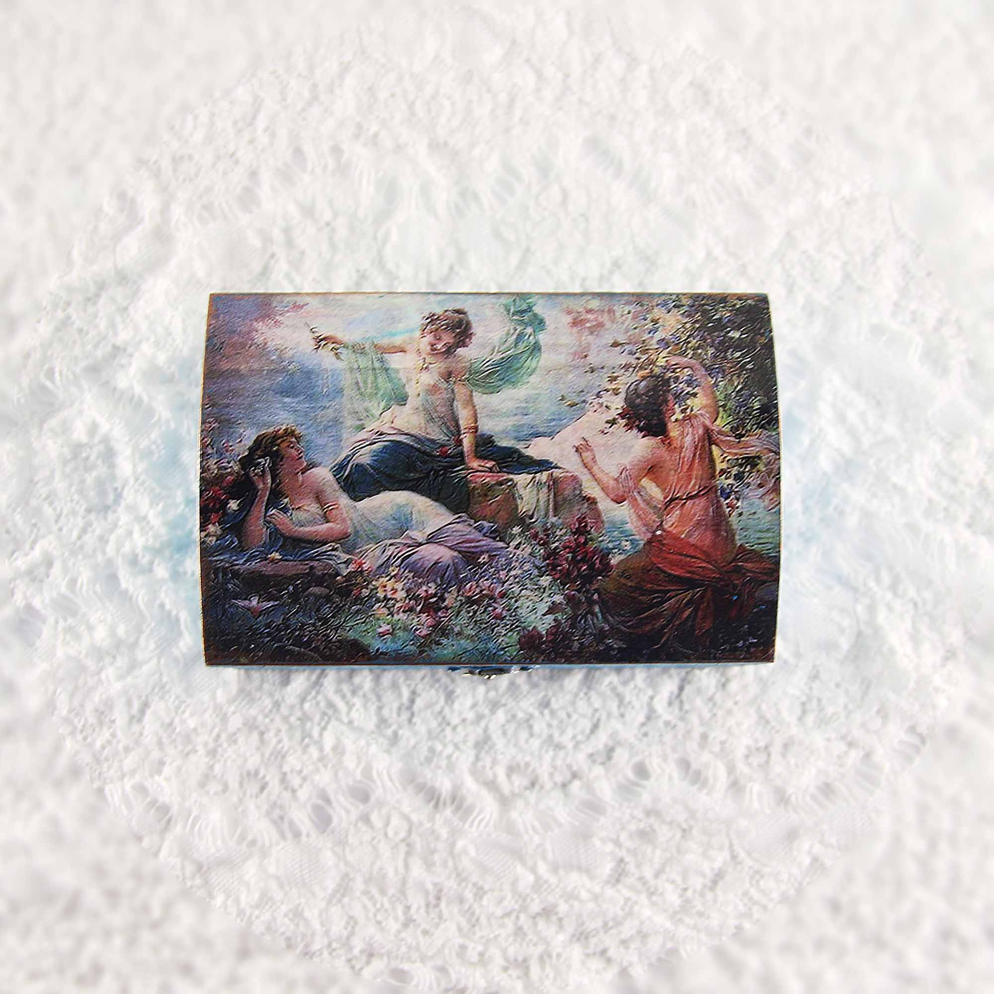 IMG_0633 Vintage retro keepsake box, handmade with decoupage technique, Ρετρό βίντατζ κουτί αποθήκευσης, χειροποίητο ντεκουπάζ