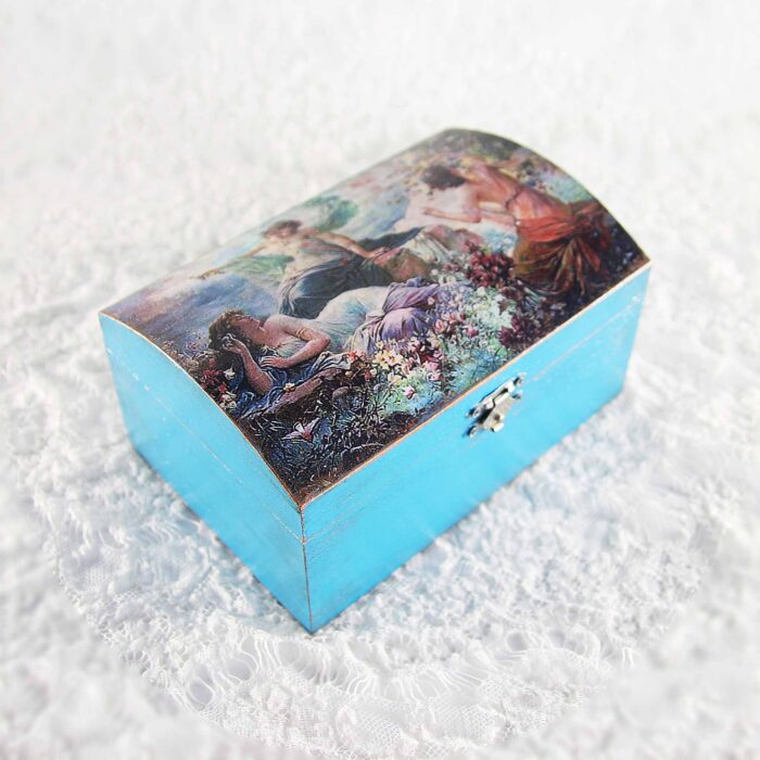 Vintage retro keepsake box, handmade with decoupage technique, Ρετρό βίντατζ κουτί αποθήκευσης, χειροποίητο ντεκουπάζ