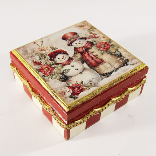 Vintage retro keepsake box, handmade with decoupage technique, Ρετρό βίντατζ κουτί αποθήκευσης, χειροποίητο ντεκουπάζ